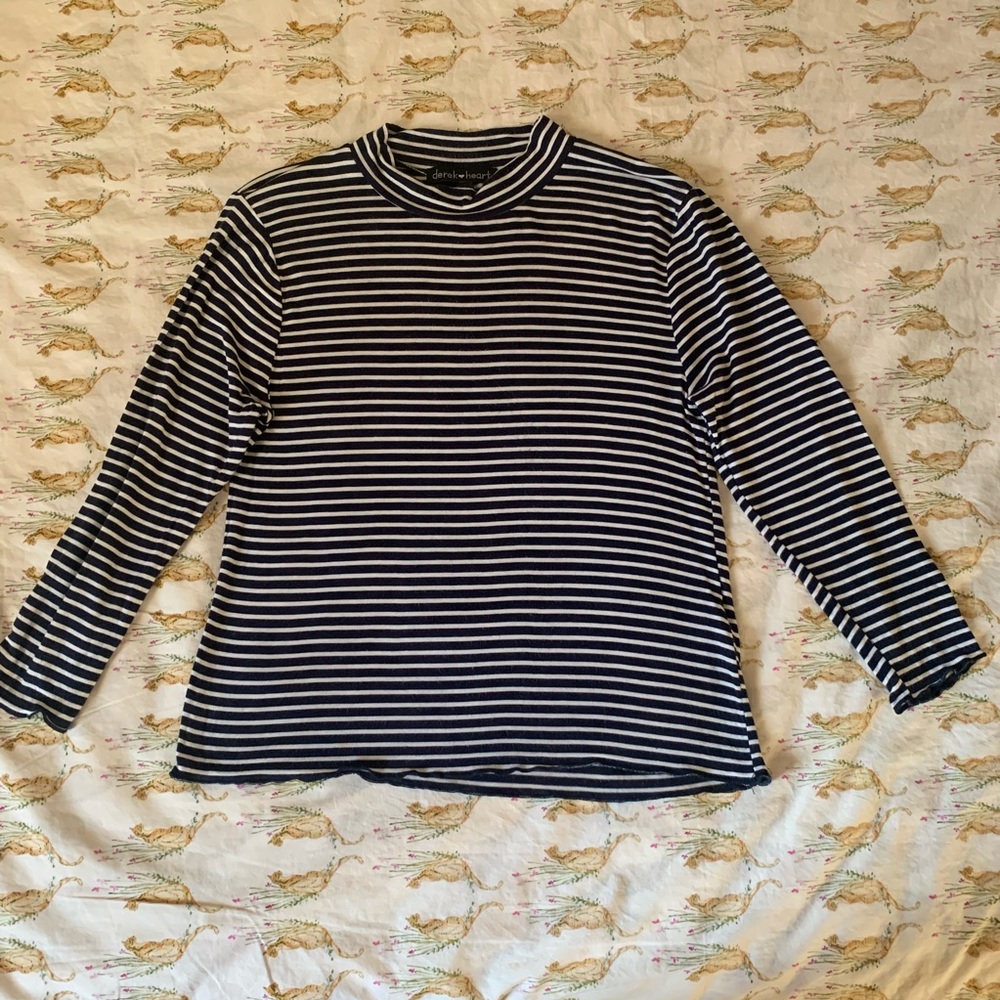 3/4 sleeve striped stretchy mock-neck top 🎹